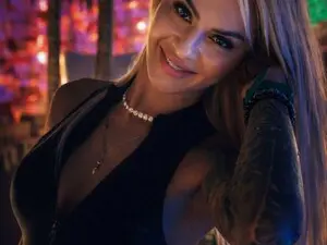 Myfreecams Watch Live Sex Cams of TiffanyMaze