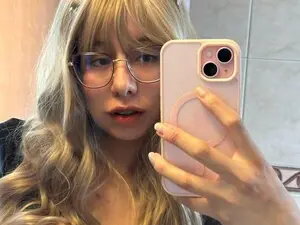 Myfreecams Free Live Porn of RubyJane_