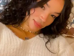 Myfreecams Nude Webcam of Kiararose22
