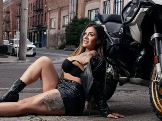 Streamate Watch Live Sex Cams of AzunaStar