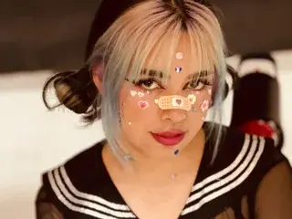 Streamate Live Sex Cam of MaddieWaves