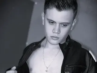 Streamate Best live sex cam show of Max_Holloween