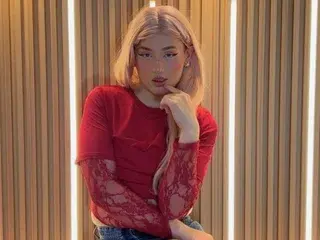 Streamate Live Sex Cam of Victoria_Hiills
