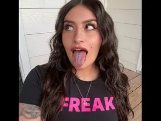 Streamate Free Porn Cam of SaigeKiljoy