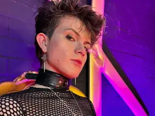 Streamate Best live sex cam show of DionnySian