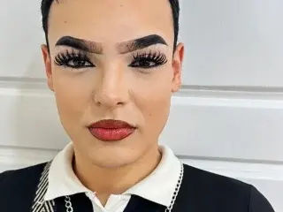 Streamate Free Porn Cam of SkarlettFuxia