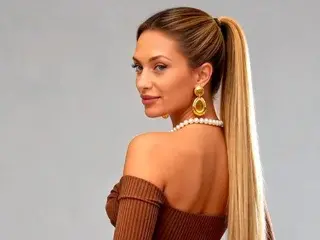 Streamate Live Sex Cam of IsaVelvetxxx