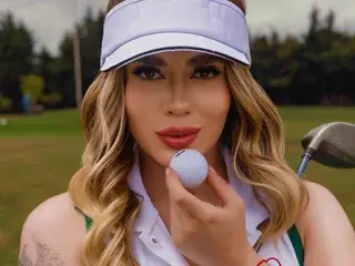 Streamate Free Porn Cam of MadisonReeds