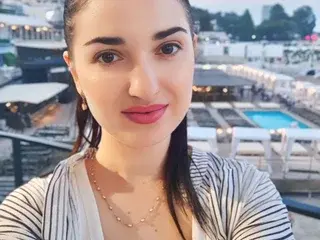 Streamate Live Sex of Meri_Gold