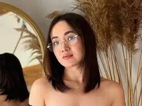Streamate Watch Live Sex Cams of ToraMika