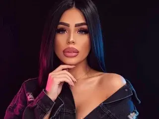 Streamate Watch Live Sex Cams of LunaVixe00