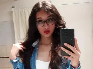 Streamate Nude Webcam of HeilyMoon