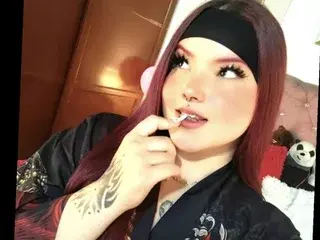Streamate Free Porn Cam of EvelinnRuiz