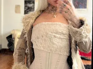 Streamate Sex Cam of Madisonwood18