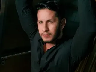 Streamate Free Porn Cam of GeorgeDiesell