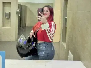 Streamate Sex Cam of Carolinhe26