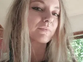 Streamate Live Porn of MsVixenViolet