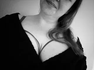 Streamate Nude Webcam of SirenNyx