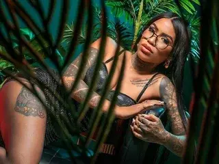 Streamate Watch Live Sex Cams of deborah_tatto