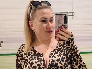 Streamate Adult Webcam of ForbiddenTouchX