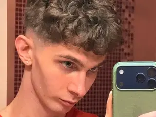 Streamate Watch Live Sex Cams of tankeyjerry