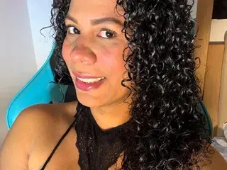 Streamate Free Live Porn of BrunetteDirty