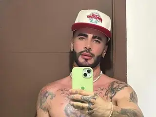 Streamate Live Porn of GAWAINN_ZELDRIS