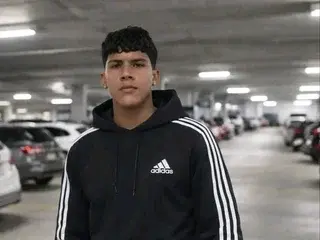 Streamate Sex Cam of Austihn