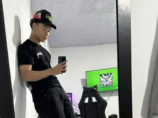 Streamate Live Porn of kenji_azura