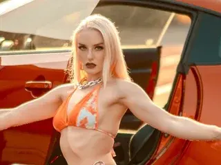 Streamate Best live sex cam show of SilverCouture