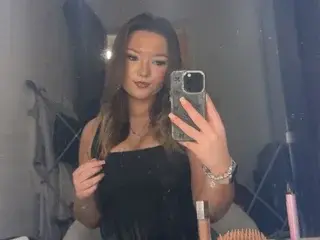 Streamate Watch Live Sex Cams of IvoryOfficial