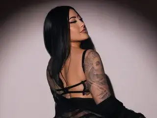 Streamate Free Porn Cam of EllieKlark