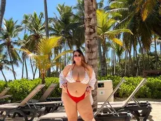 Streamate Live Sex Cam of AmbarRoberts