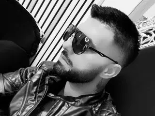 Streamate Live Porn of TommyDum
