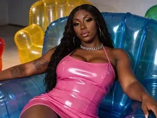 Streamate Sex Chat of EbonyMystique