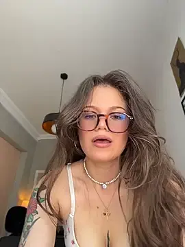 Stripchat Best live sex cam show of Tallulah_Kinky