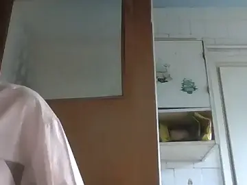 Stripchat Free Porn Cam of mariusica1@xh