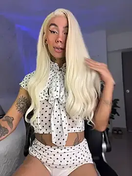 Stripchat Watch Live Sex Cams of miss_tatiana_