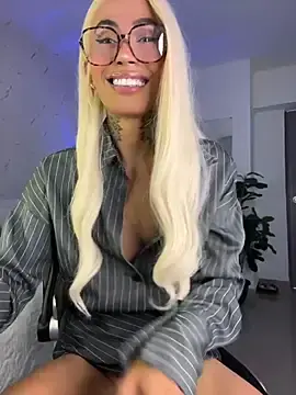Stripchat Free Porn Cam of miss_tatiana_