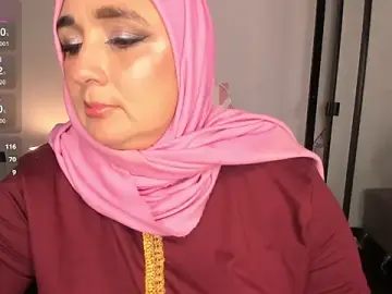 Stripchat Free Live Porn of HijabiMilff