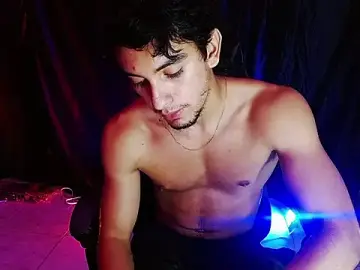 Stripchat Live Sex Cam of dante_18cm_