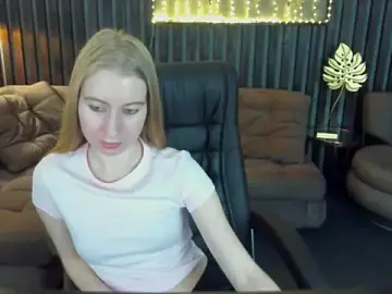 Stripchat Sex Chat of Alina_Blonde