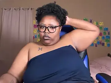 Stripchat Live Sex Cam of Chocolatebunnyxx96