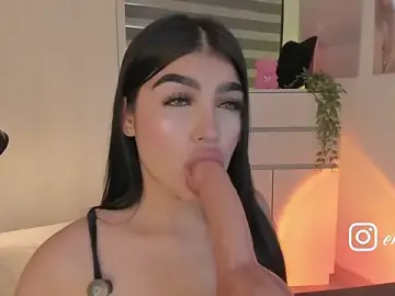 Stripchat Best live sex cam show of EmmyKenner