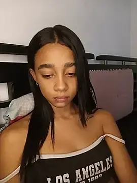 Stripchat Sex Cam of Zoe_Sweett18