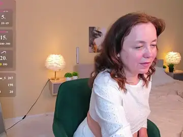 Stripchat Adult Webcam of Kira_Adler