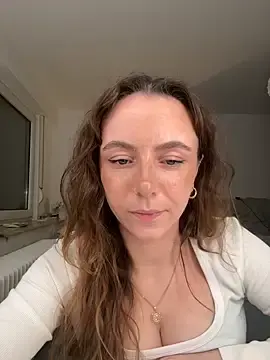 Stripchat Watch Live Sex Cams of Cherry-Bean