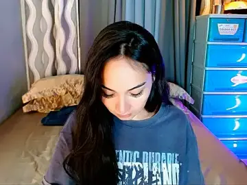 Stripchat Adult Webcam of SweetLilly_18