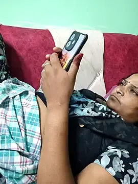 Stripchat Watch Live Sex Cams of mynatamil143