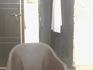 Stripchat Watch Live Sex Cams of Stubborndesiboy